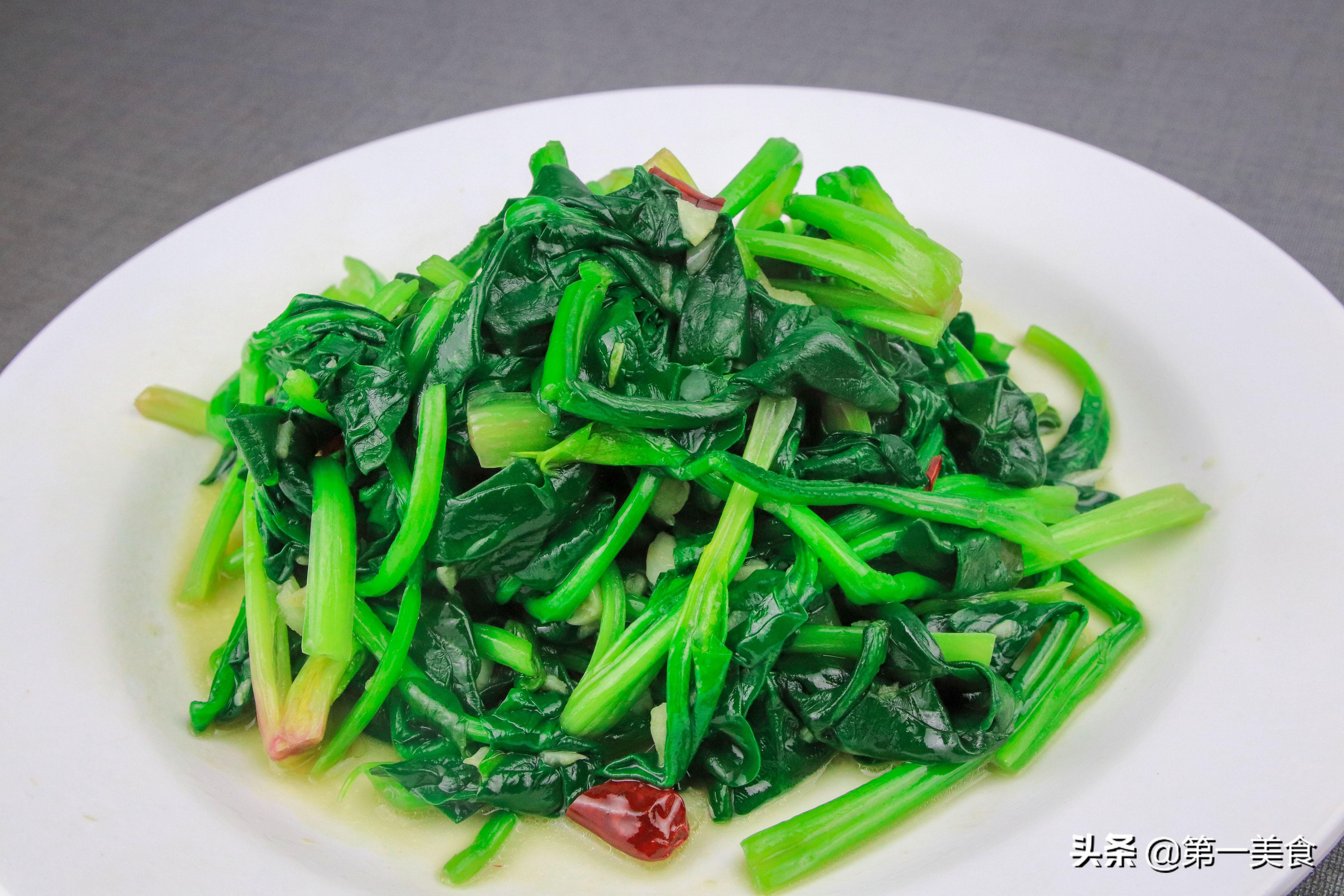 菠菜简单家常的吃法，菠菜碧绿不变色，鲜嫩无涩味，清淡又下饭-北京餐饮网