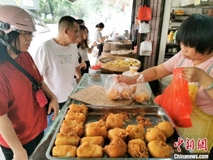 广东台山早餐油炸小吃“炸”出乡味-北京餐饮网